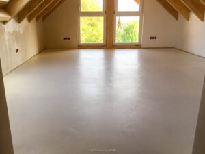 2017-04-29-Maciej-Wyrebek-Mannheim-Ludwigshafen-Bau-De-Bud-PL-Poddasze-Dachboden-Dachgeschoss-Apple-Iphone-1200-MaWySte-6