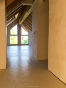 2017-04-29-Maciej-Wyrebek-Mannheim-Ludwigshafen-Bau-De-Bud-PL-Poddasze-Dachboden-Dachgeschoss-Apple-Iphone-1200-MaWySte-7